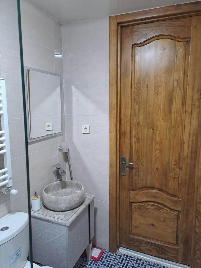 Apartment On Xancteli Tbilisi Eksteriør bilde
